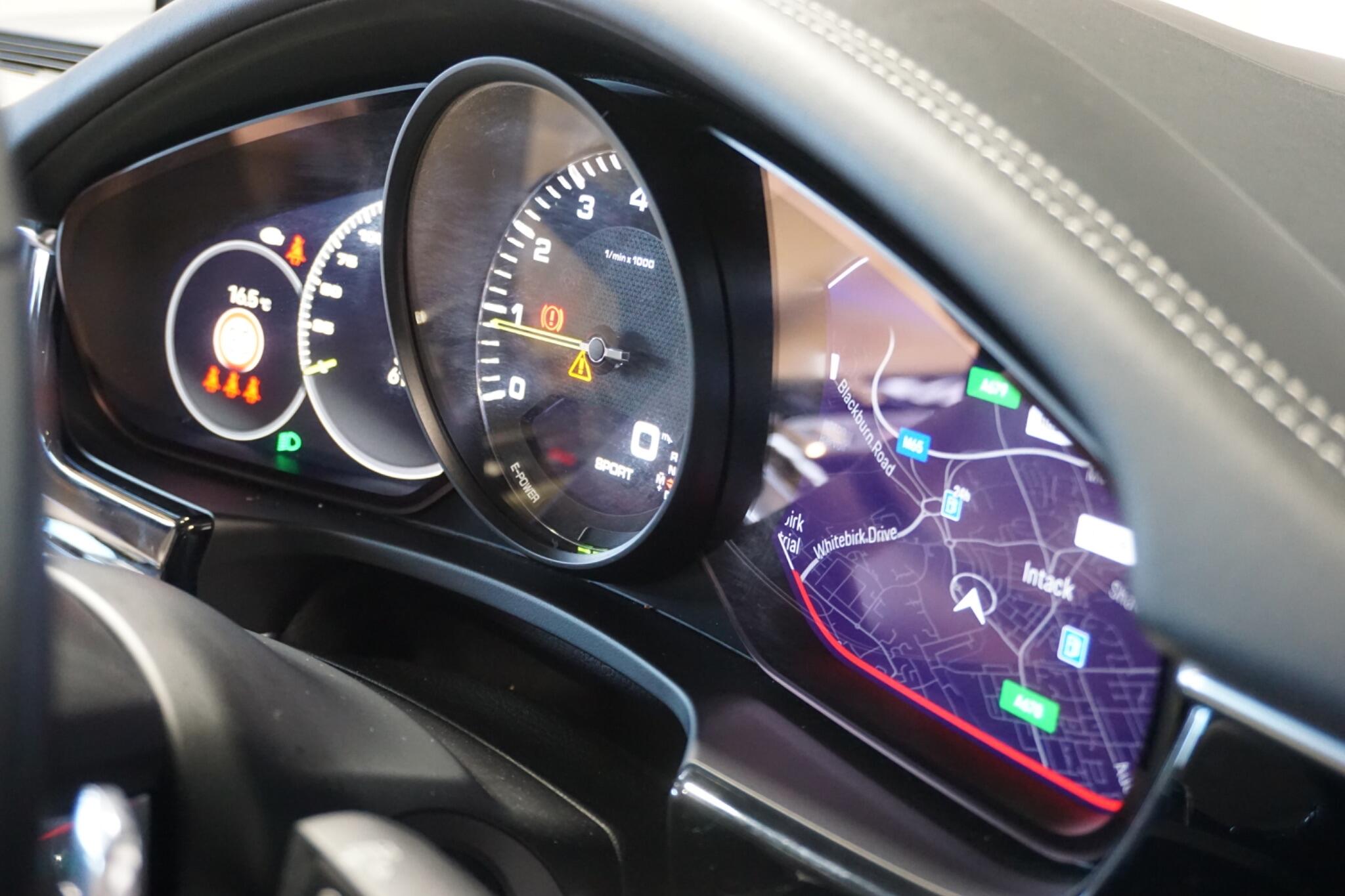 Porsche Panamera 2.9 V6 E-Hybrid 17.9kWh 4 Platinum Edition Sport Turismo 5dr Petrol Plug-in Hybrid PDK 4WD Euro 6 (s/s) (462 ps)